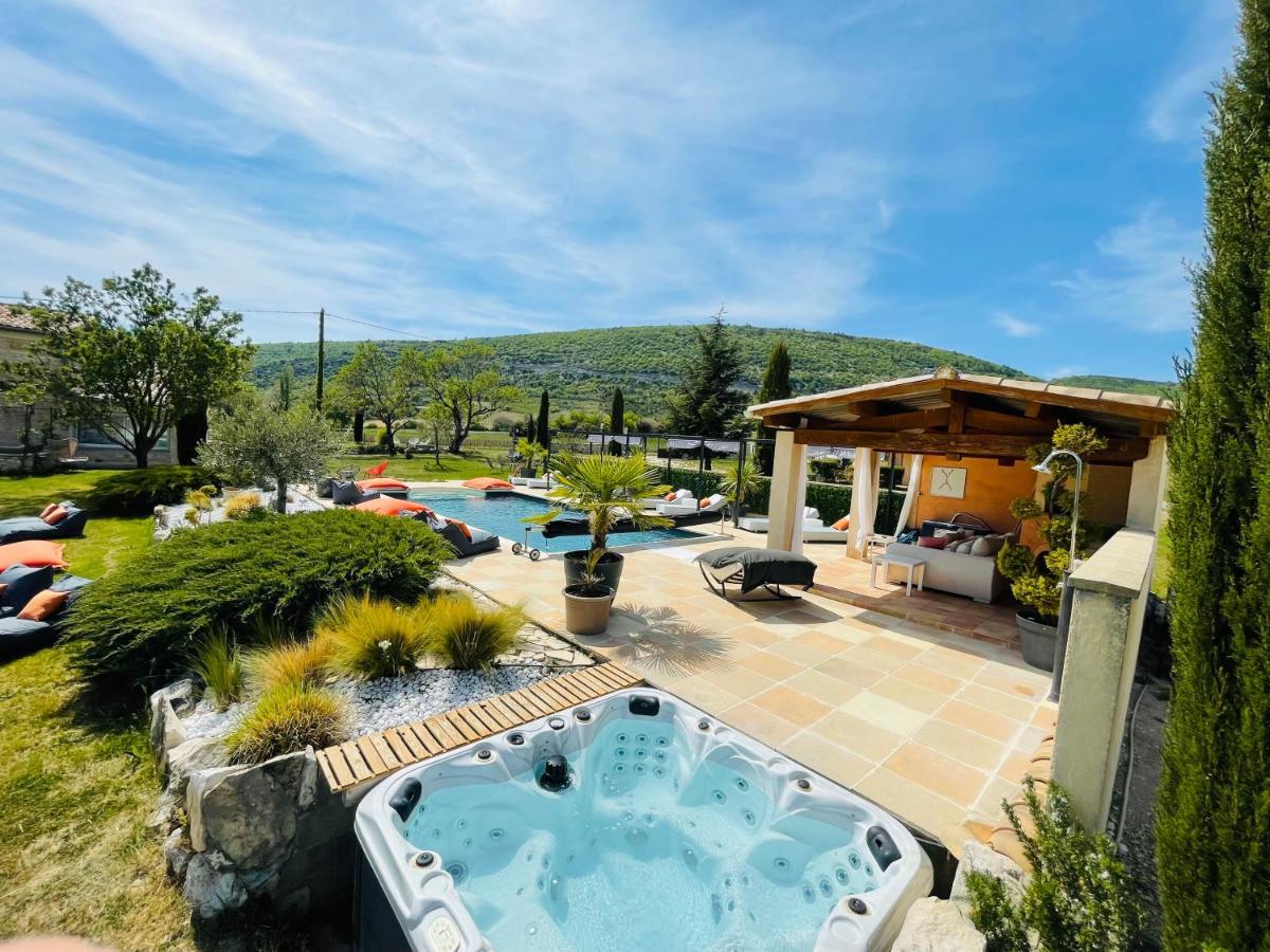 La Bastide Des Bourguets, Mont Ventoux - Adults Only Bed and Breakfast Sault-de-Vaucluse Buitenkant foto