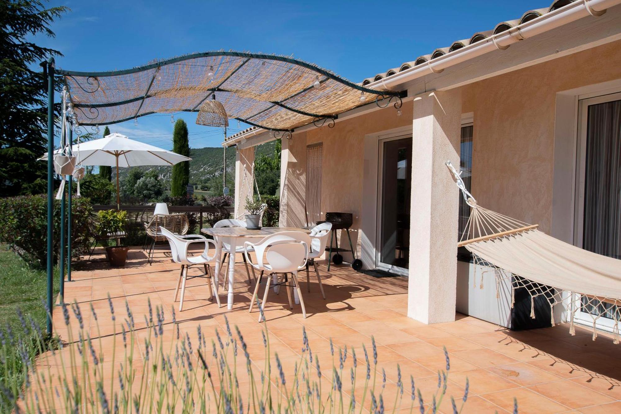 La Bastide Des Bourguets, Mont Ventoux - Adults Only Bed and Breakfast Sault-de-Vaucluse Kamer foto