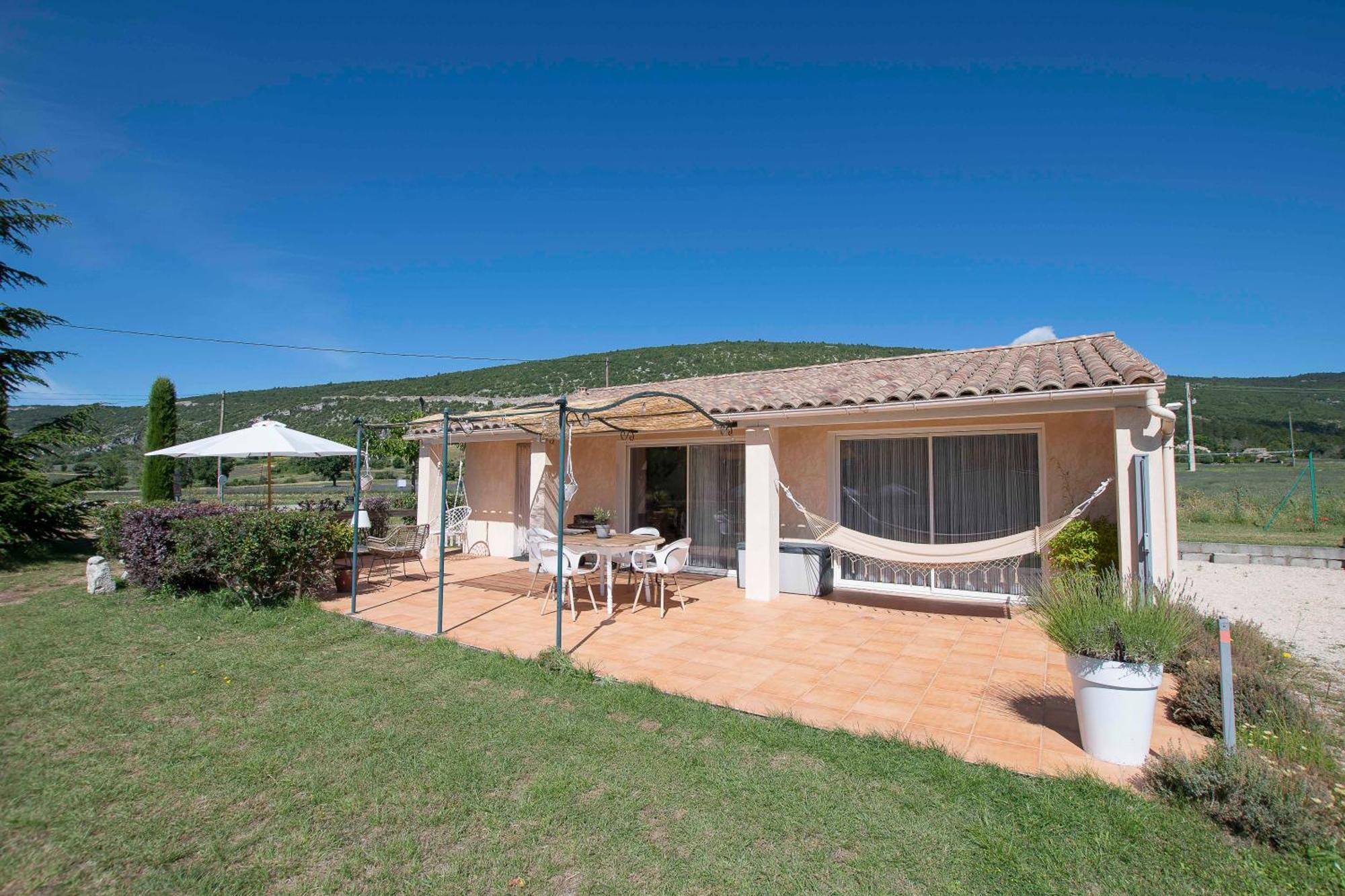 La Bastide Des Bourguets, Mont Ventoux - Adults Only Bed and Breakfast Sault-de-Vaucluse Kamer foto