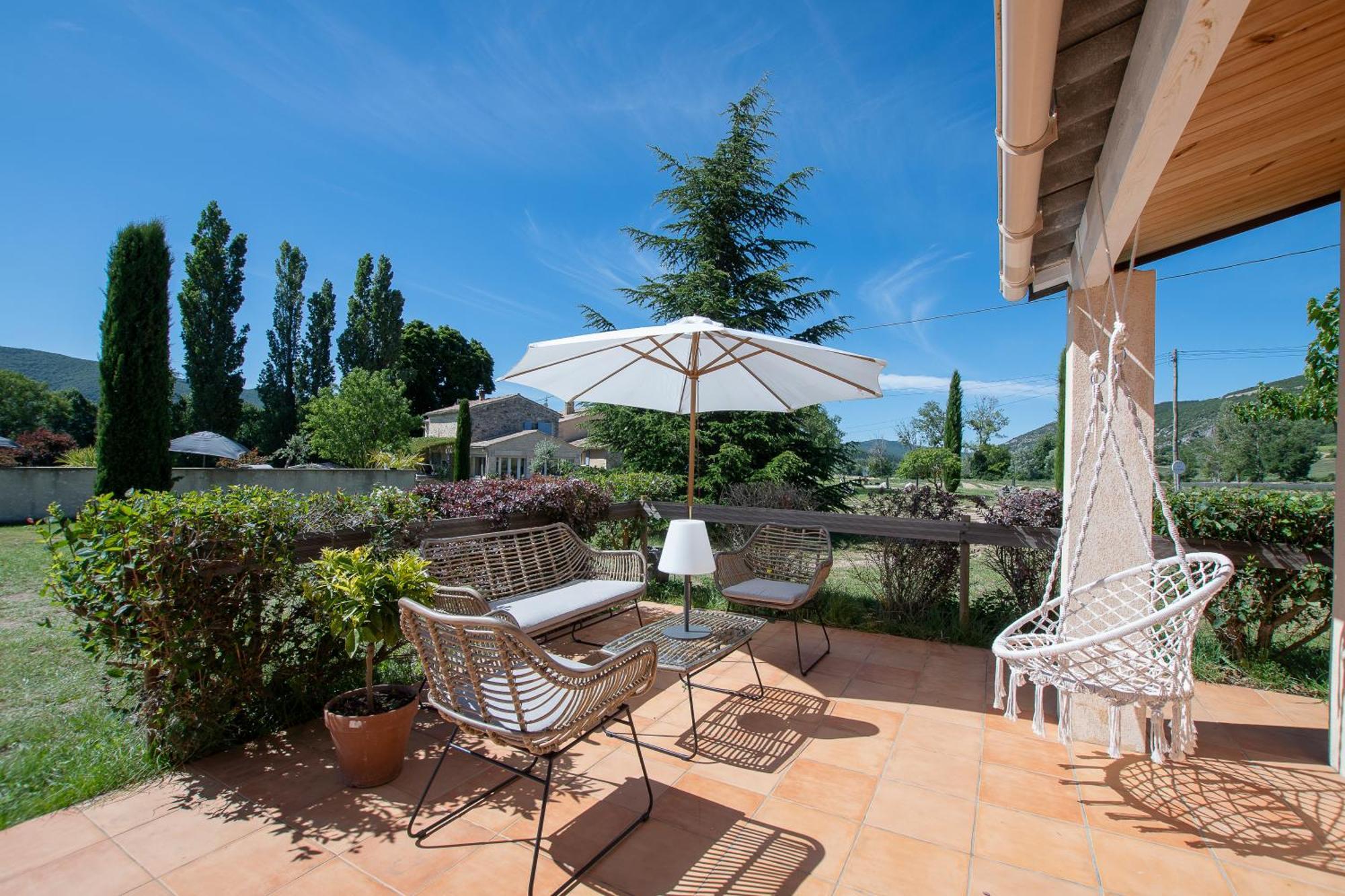 La Bastide Des Bourguets, Mont Ventoux - Adults Only Bed and Breakfast Sault-de-Vaucluse Kamer foto