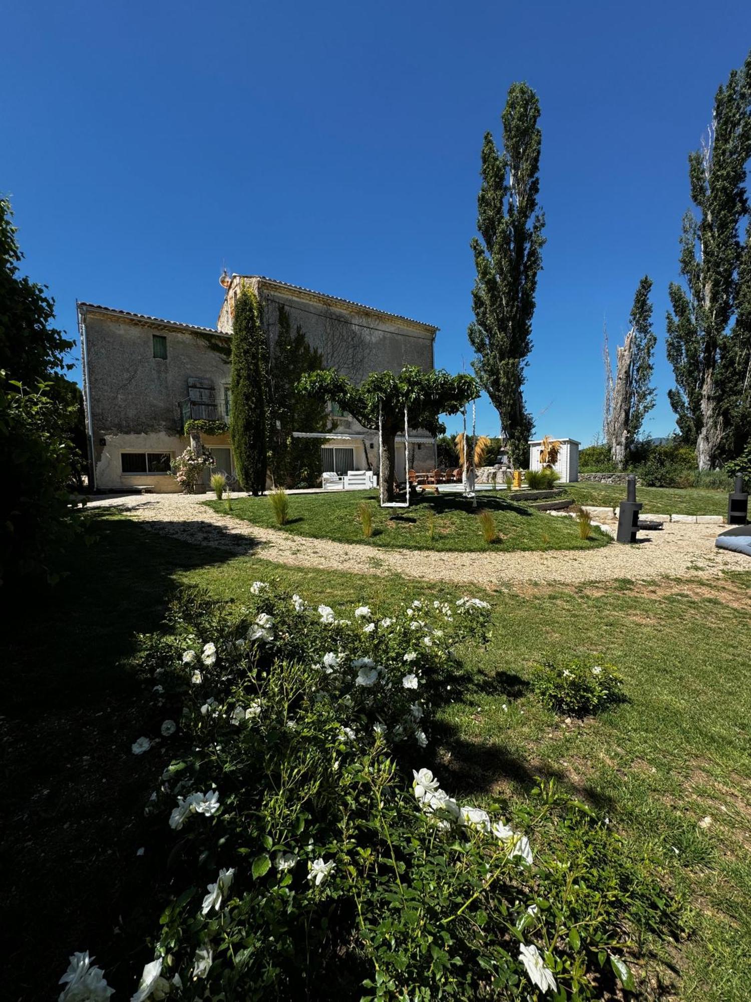 La Bastide Des Bourguets, Mont Ventoux - Adults Only Bed and Breakfast Sault-de-Vaucluse Kamer foto